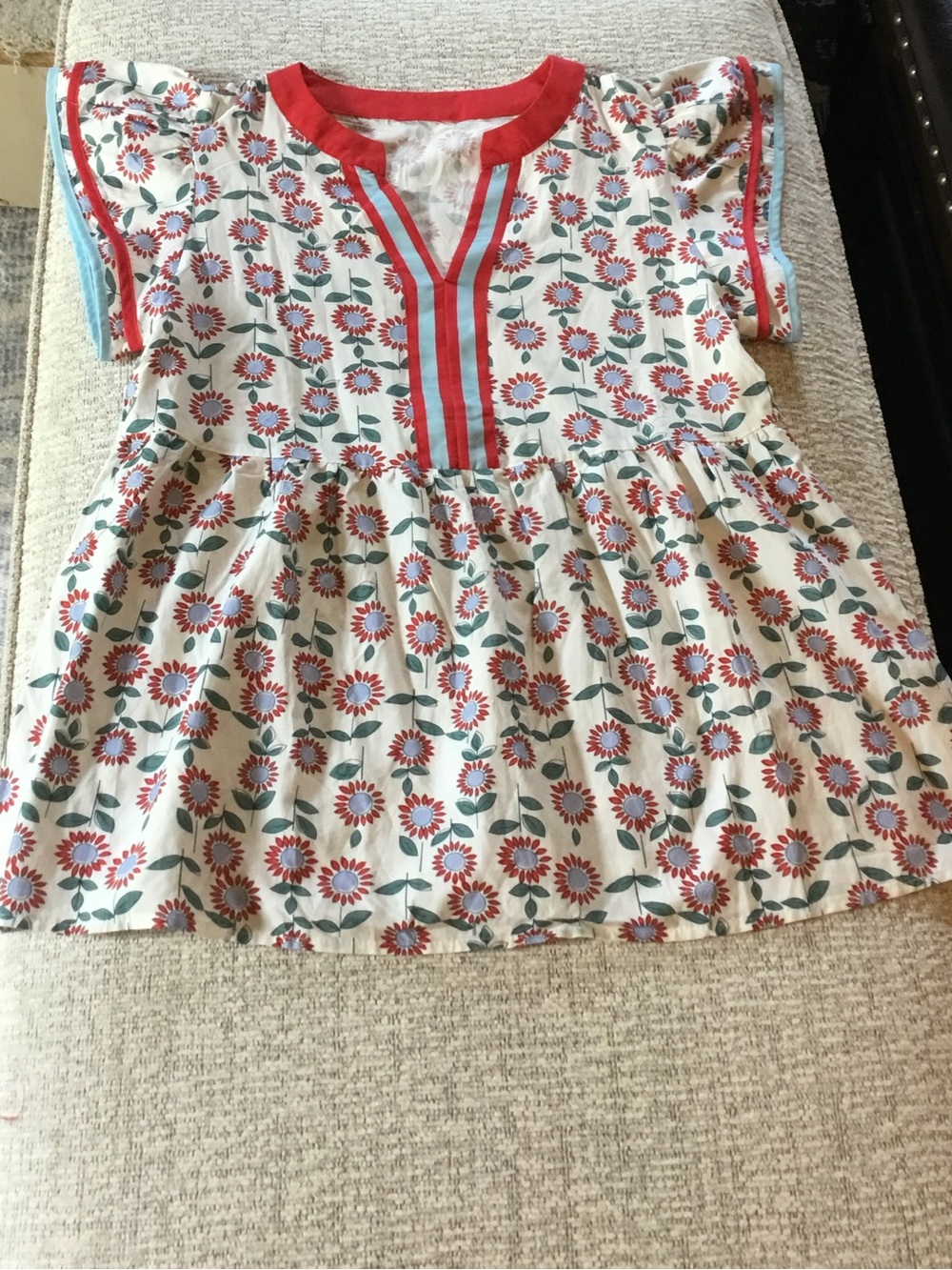 Women’s Floral Peasant Top - Red & White NWOT